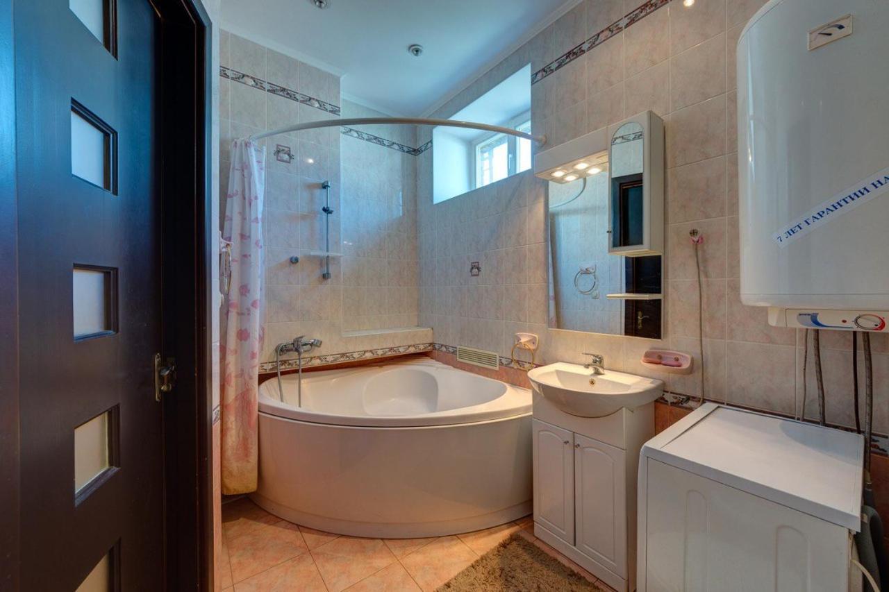 Apartments With Three Rooms On Shevchenko Blvd Kiev Eksteriør bilde