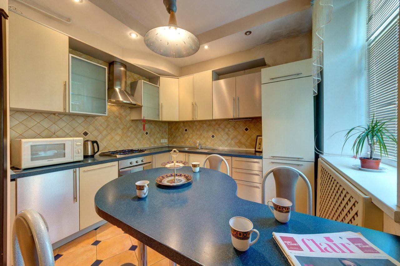 Apartments With Three Rooms On Shevchenko Blvd Kiev Eksteriør bilde